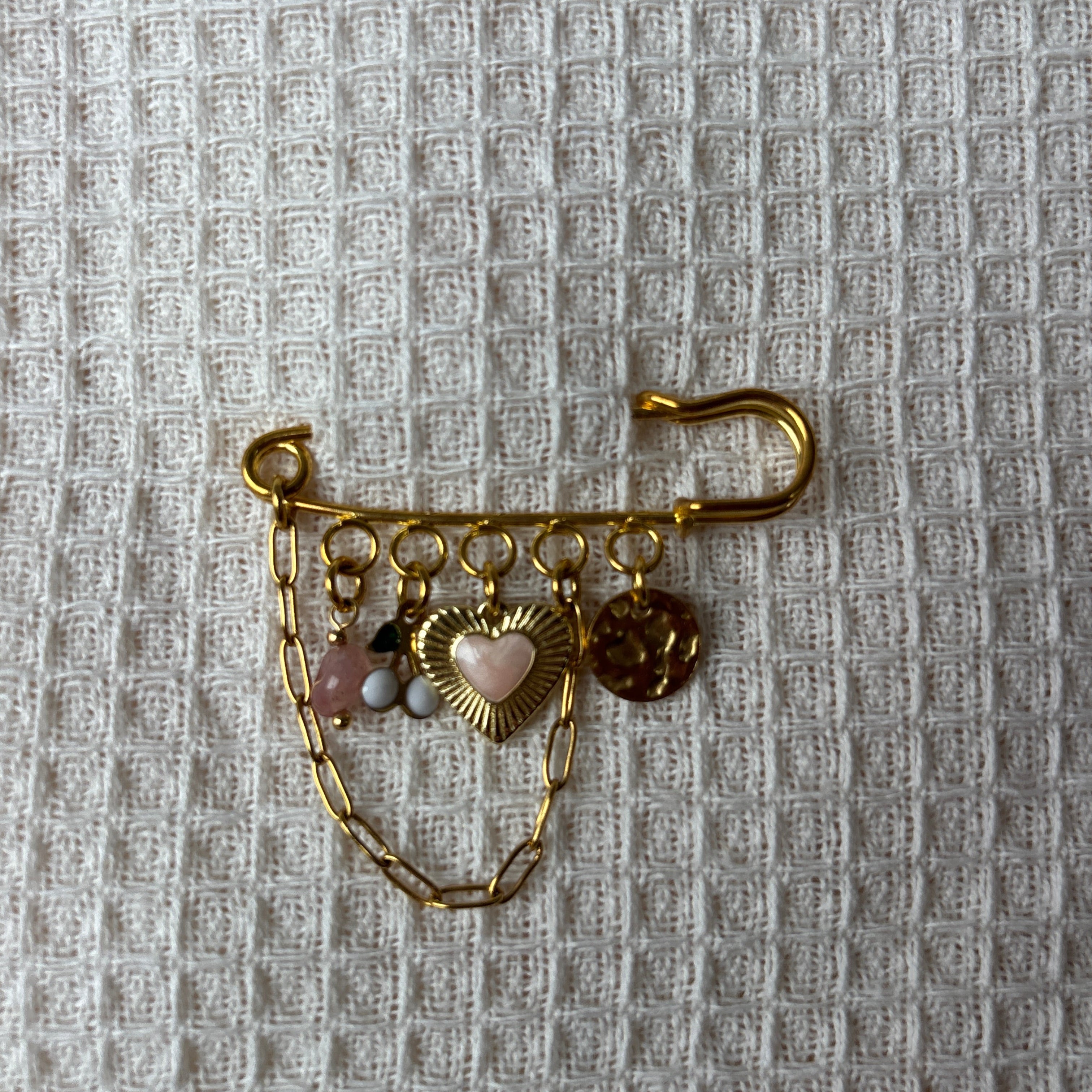 Broche Istra