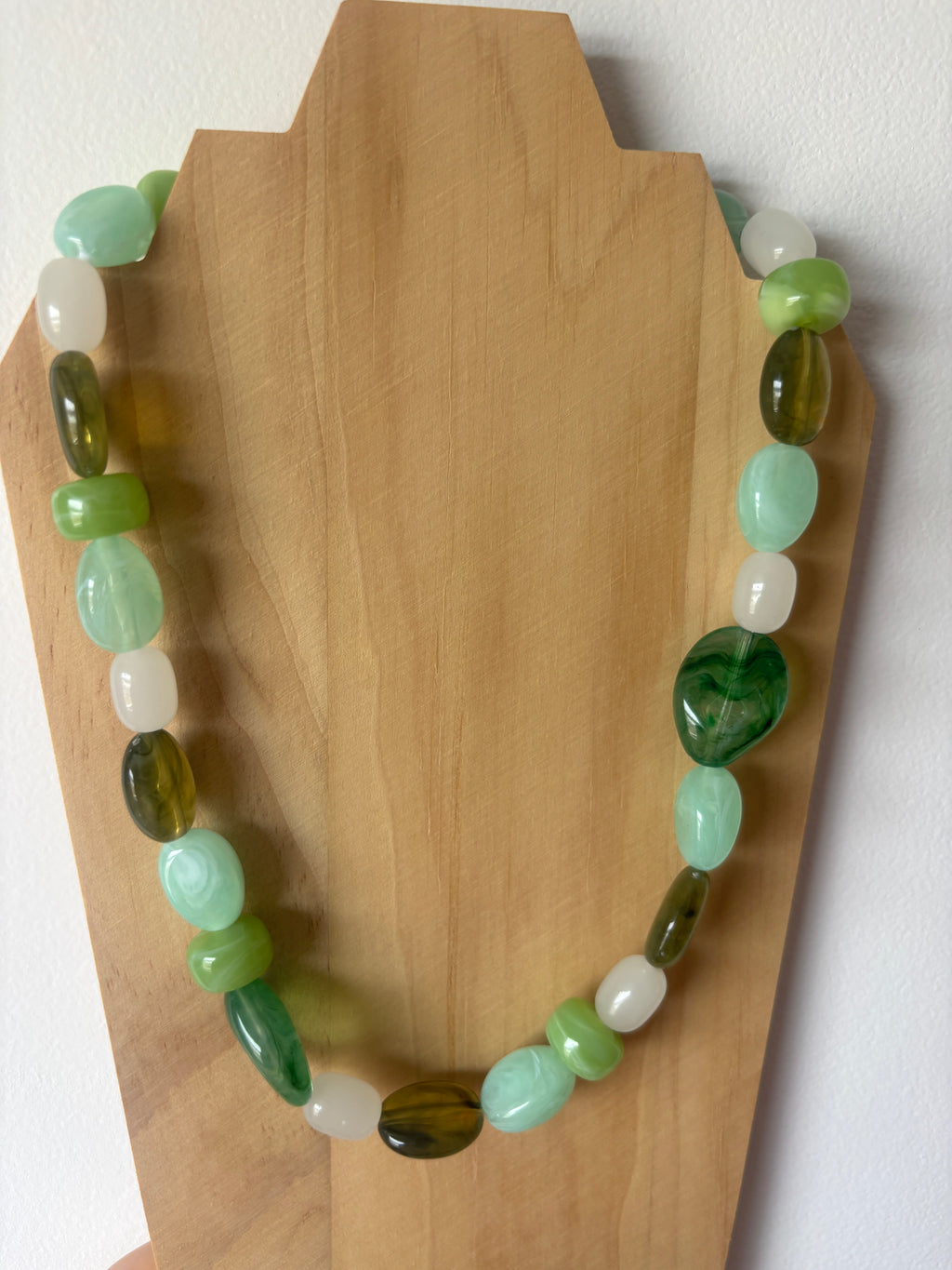 Collier Green